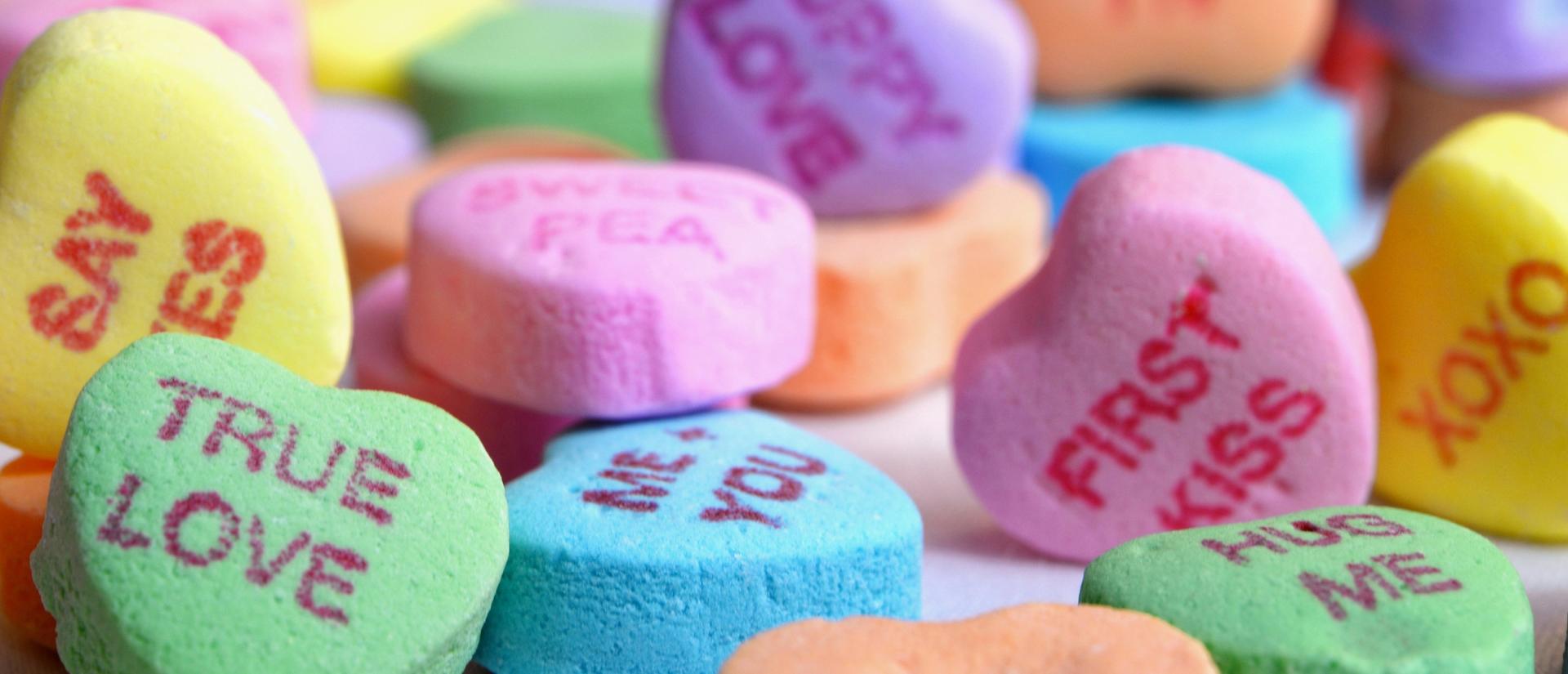 valentines day heart candies with sweet messages
